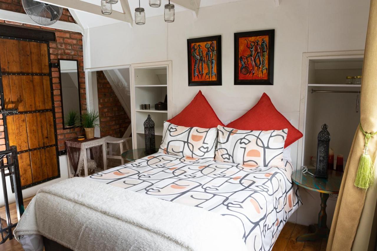 Hotel Honeysuckle Clarens Esterno foto